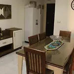 Unique Apartment In Rehab City