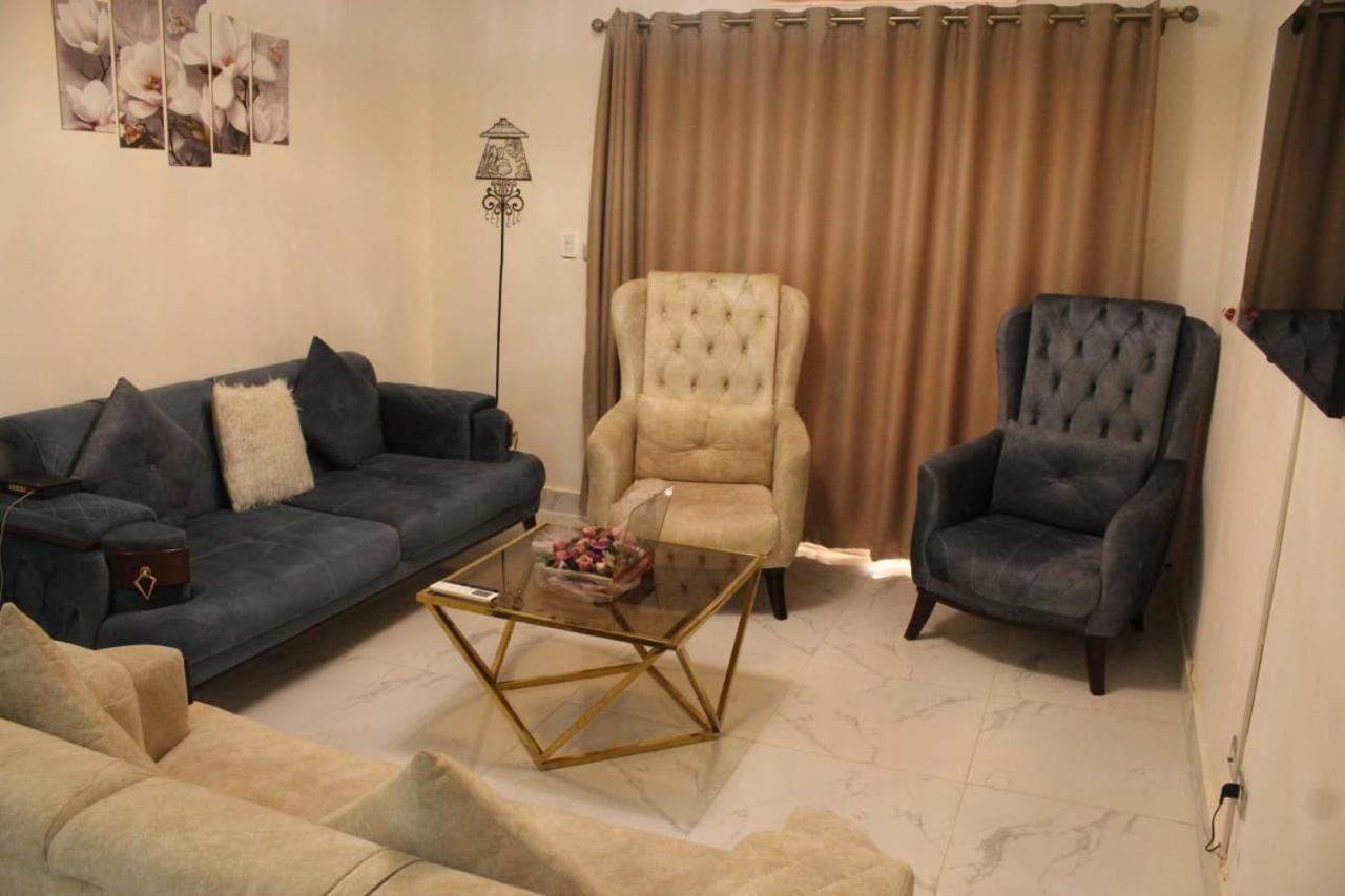 Apartment Unique In Rehab *